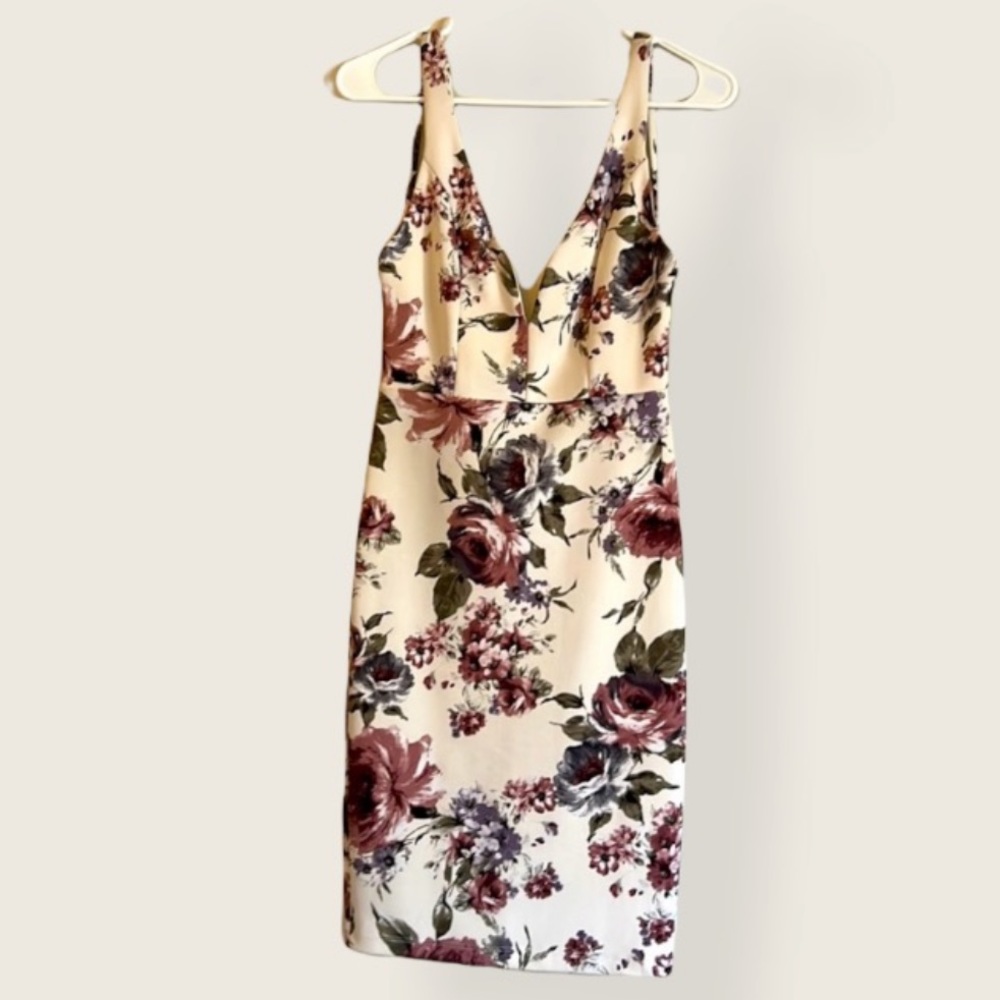 Women’s size small floral dress from Windsor